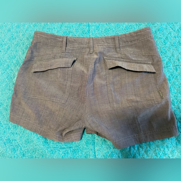 RARE Icebreaker Shasta Shorts Merino Wool/Cotton Hiking Outdoor Exercise - Picture 3 of 4